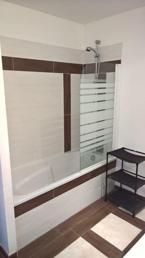 דירות לורדה 13 Rue De La Fontaine F11 מראה חיצוני תמונה